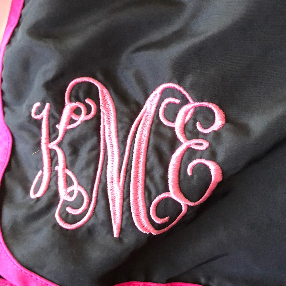 Monogrammed kMe work out shorts